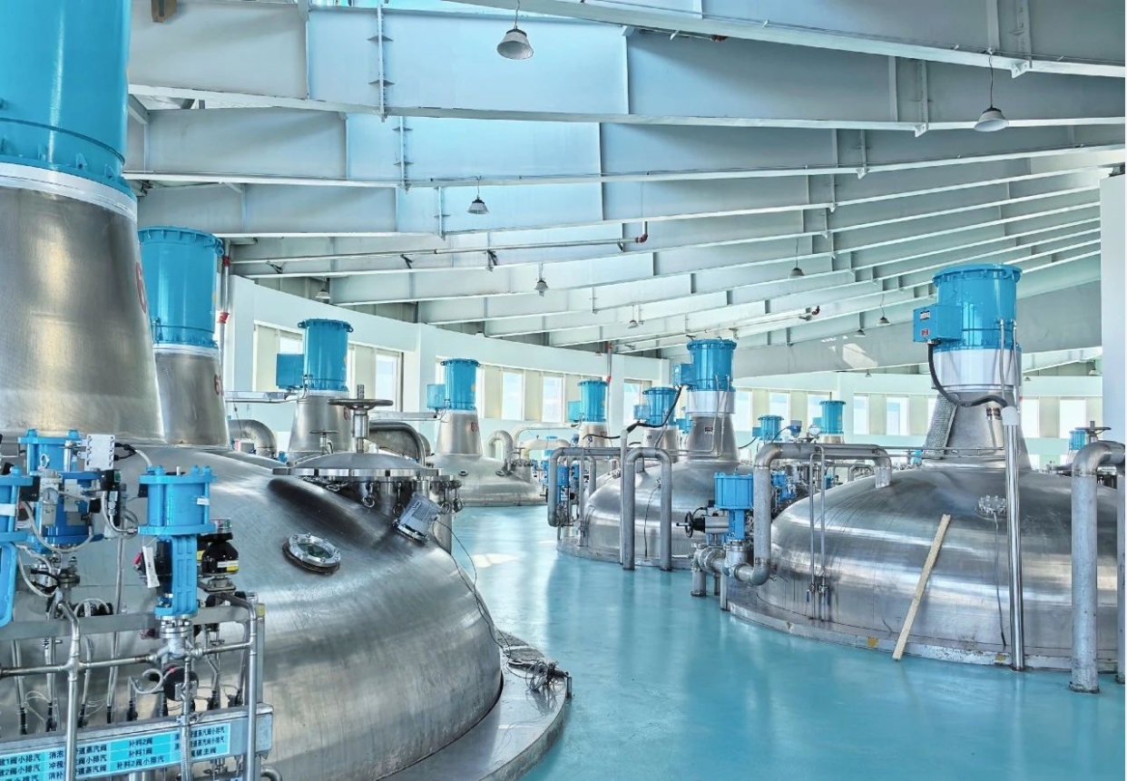 發(fā)酵車間.jpg 發(fā)酵車間.jpg